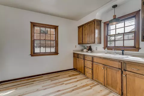 519 E Glendale Ave, Appleton, WI 54911 photo 10