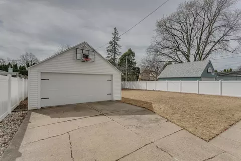 519 E Glendale Ave, Appleton, WI 54911 photo 26
