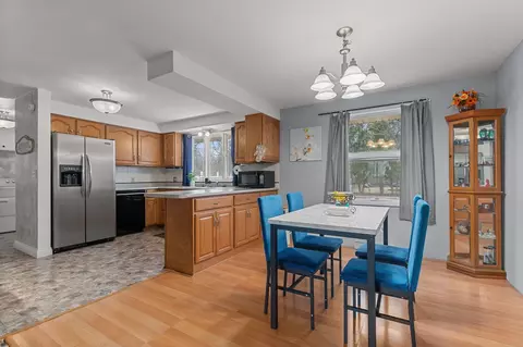 Dining - 1107 E Calumet St, Appleton, WI 54915 photo 2 of 2