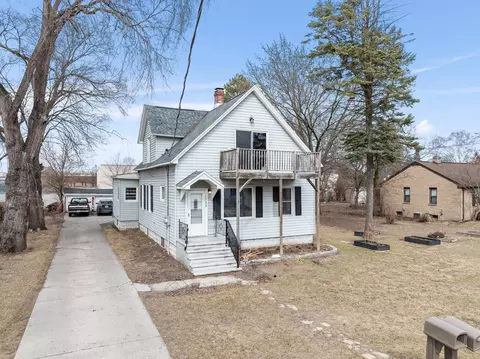 1735 Eastman Ave, Green Bay, WI 54302