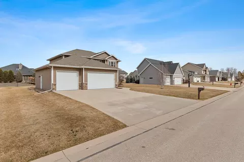 Exterior - w5986 Daffodil Drive, Appleton, WI 54915 photo 9 of 10