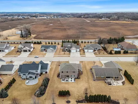View/Area - w5986 Daffodil Drive, Appleton, WI 54915 photo 12 of 18