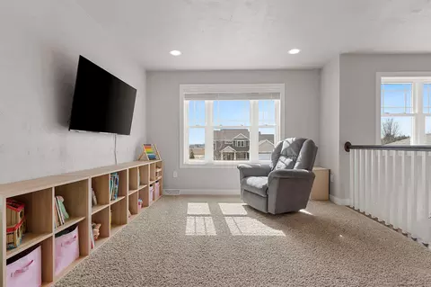 Entry Way - w5986 Daffodil Drive, Appleton, WI 54915 photo 5 of 6