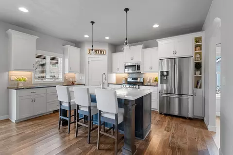 Kitchen - w5986 Daffodil Drive, Appleton, WI 54915 photo 3 of 8