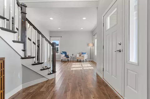Entry Way - w5986 Daffodil Drive, Appleton, WI 54915 photo 2 of 6