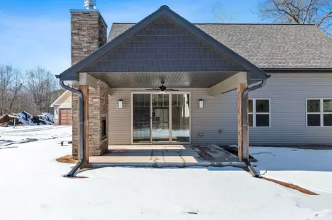 Exterior - 116 Birch Ct, Crivitz, WI 54114 photo 2 of 11