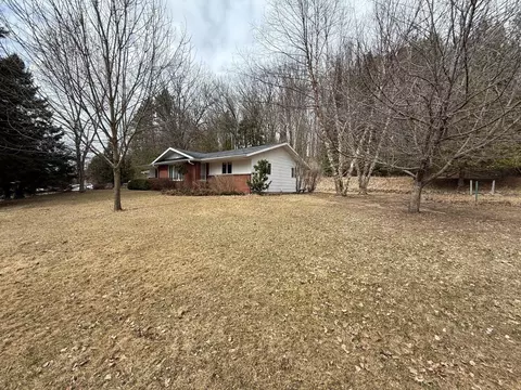 Exterior - 1300 Park Hill Dr, Gresham, WI 54128 photo 8 of 23