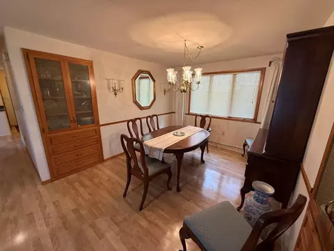 Dining - 1300 Park Hill Dr, Gresham, WI 54128 photo 2 of 4