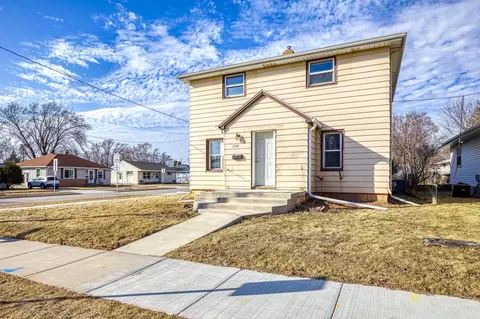 1724 W Winnebago St, Appleton, WI 54914