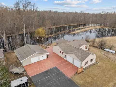 n5897 Wisconsin 187, Shiocton, WI 54170