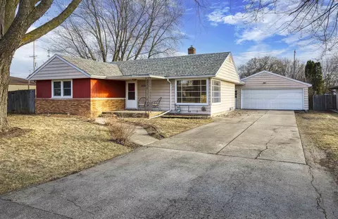 2509 W 8th St, Appleton, WI 54914