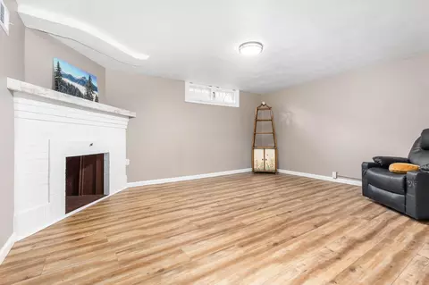 220 E Glendale Ave, Appleton, WI 54911 photo 38