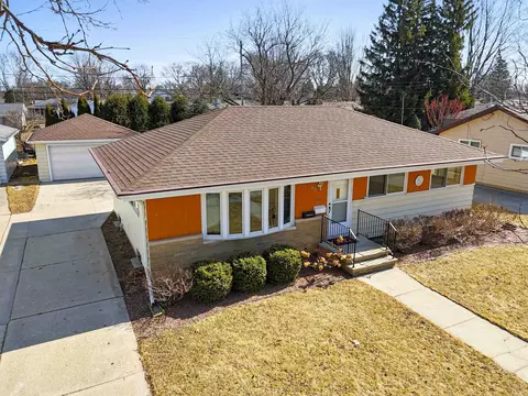 818 S Christine St, Appleton, WI 54915