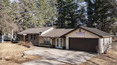 e1773 Amy Street, Waupaca, WI 54981