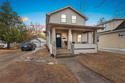 1314 Cherry St, Green Bay, WI 54301