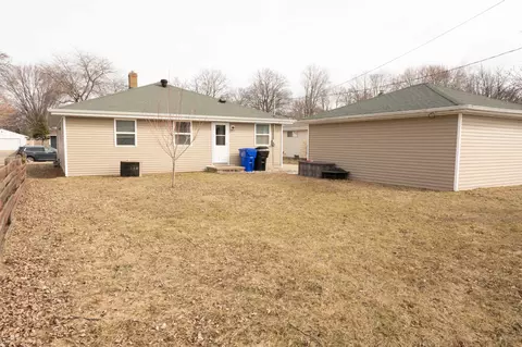 Exterior - 1337 W Brewster St, Appleton, WI 54914 photo 3 of 3