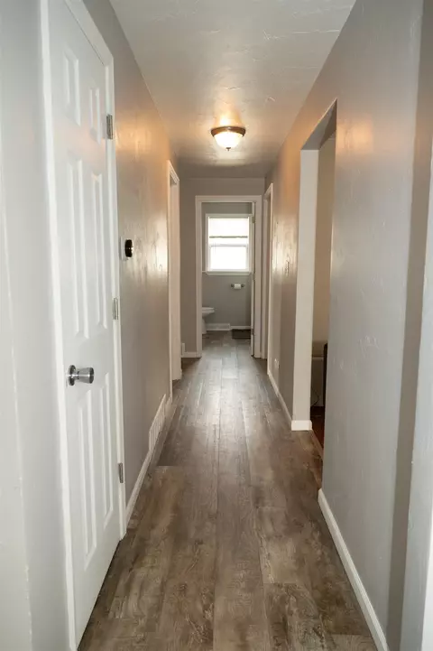 Entry Way - 1337 W Brewster St, Appleton, WI 54914 photo 1 of 1