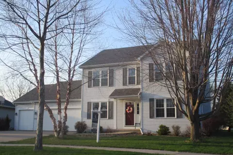 Exterior - 4110 E Appleview Dr, Appleton, WI 54913 photo 6 of 7