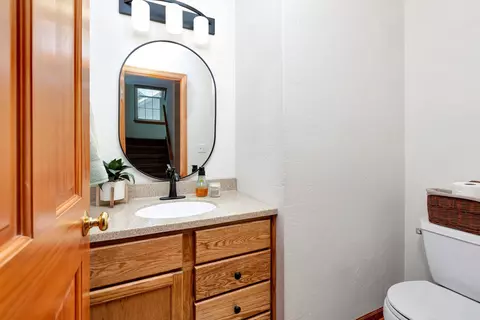 Bath - 4110 E Appleview Dr, Appleton, WI 54913 photo 1 of 3
