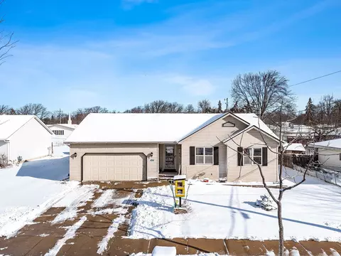 424 E Roeland Ave, Appleton, WI 54915 photo 3