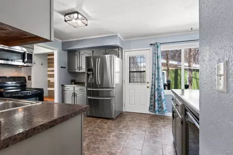 1830 S Telulah Ave, Appleton, WI 54915 photo 8
