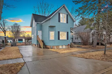 1140 Garfield Ave, Marinette, WI 54143