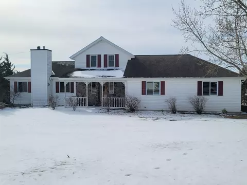 4050 W Campbell Dr, Campbellsport, WI 53010
