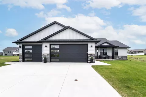 n1836 Schroeder Farm Drive, Greenville, WI 54942