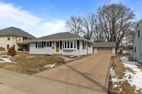 120 Washington St, Kaukauna, WI 54130
