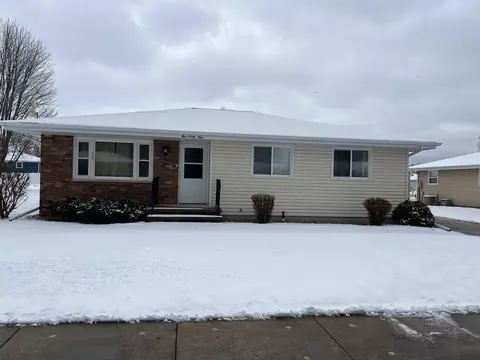 569 Henry St, Kaukauna, WI 54130