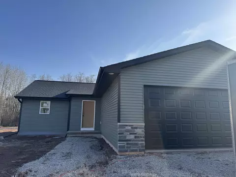 1003 E Sunnyview Rd, Oshkosh, WI 54901
