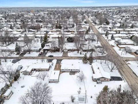 3321 W Florida Ave, Appleton, WI 54914 photo 6
