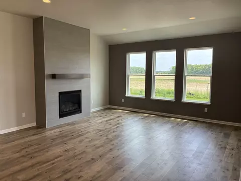 Living - 2536 E Baldeagle Dr, Appleton, WI 54913 photo 2 of 2