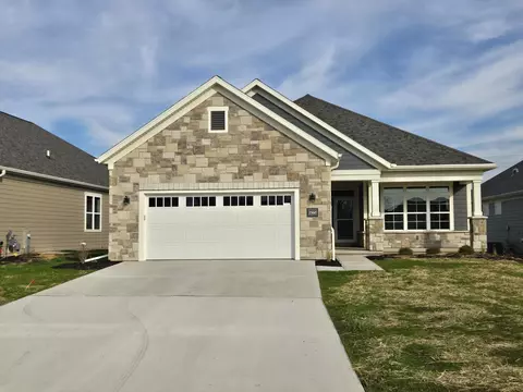 2560 E Baldeagle Dr, Appleton, WI 54913