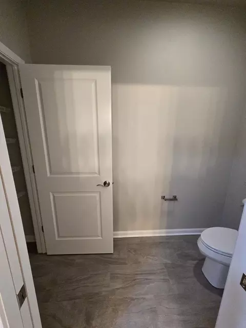 2560 E Baldeagle Dr, Appleton, WI 54913 photo 11