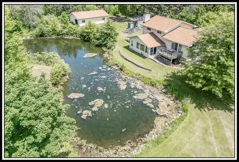 w6476 Midway Road, Hortonville, WI 54944