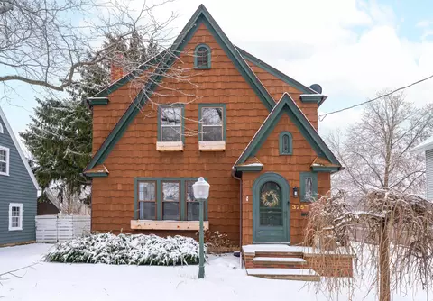 325 E Dall St, Appleton, WI 54911