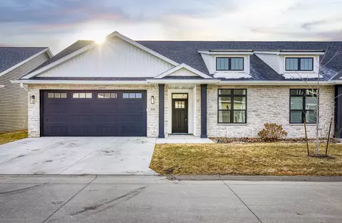300 Oshkosh Way, Kimberly, WI 54136