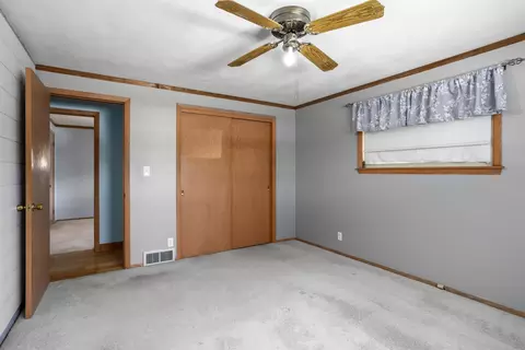 Bedroom - 718 E Mcarthur St, Appleton, WI 54911 photo 4 of 4