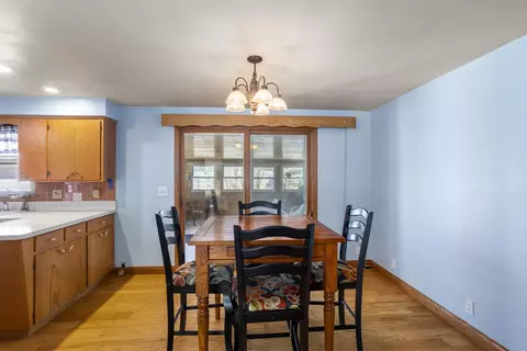 Dining - 718 E Mcarthur St, Appleton, WI 54911 photo 1 of 1