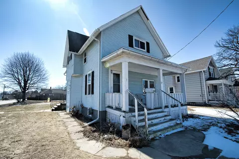 1101 Green St, Manitowoc, WI 54220