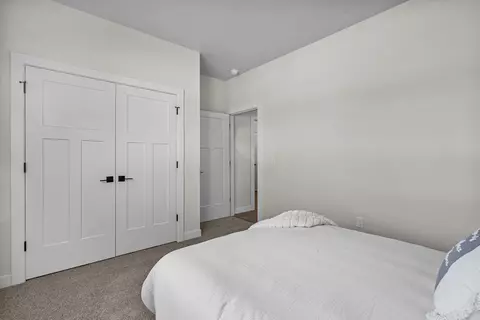 Bedroom - 3909 E Zion Ct, Appleton, WI 54913 photo 6 of 6