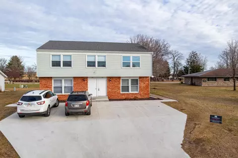 227 E Indianwood Dr, Oconto Falls, WI 54154