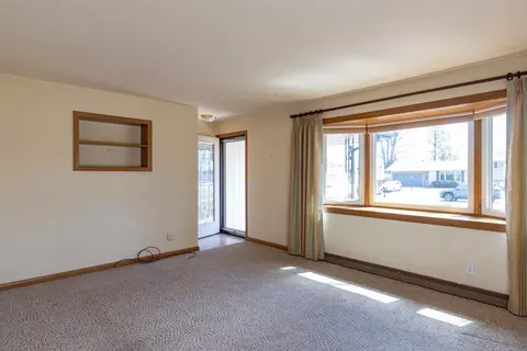 620 W Seneca Dr, Appleton, WI 54911 photo 6