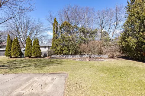 620 W Seneca Dr, Appleton, WI 54911 photo 5