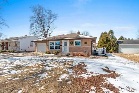 502 Martin St, De Pere, WI 54115