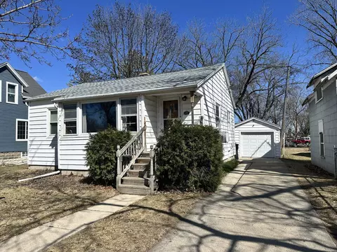 481 Vermont St, Fond Du Lac, WI 54937