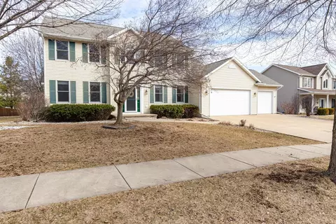 400 E Apple Creek Rd, Appleton, WI 54913 photo 2