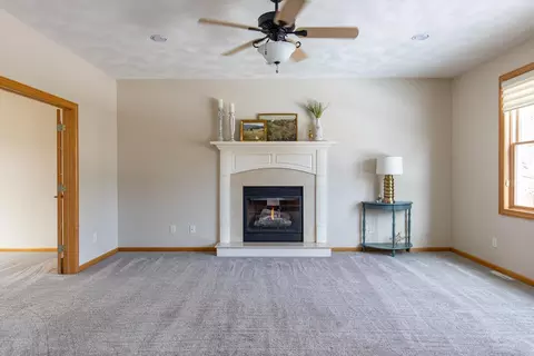 400 E Apple Creek Rd, Appleton, WI 54913 photo 9
