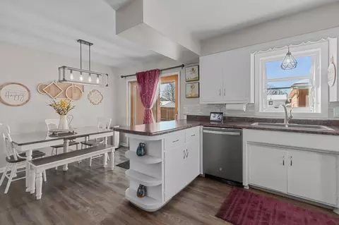 Other - 1137 W Parkway Blvd, Appleton, WI 54914 photo 6 of 10